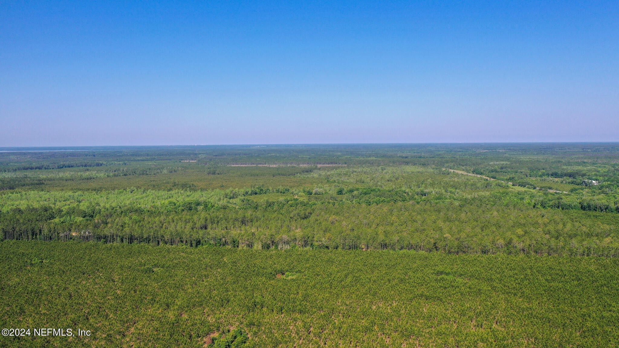 1. 0000 NE Us Highway 301