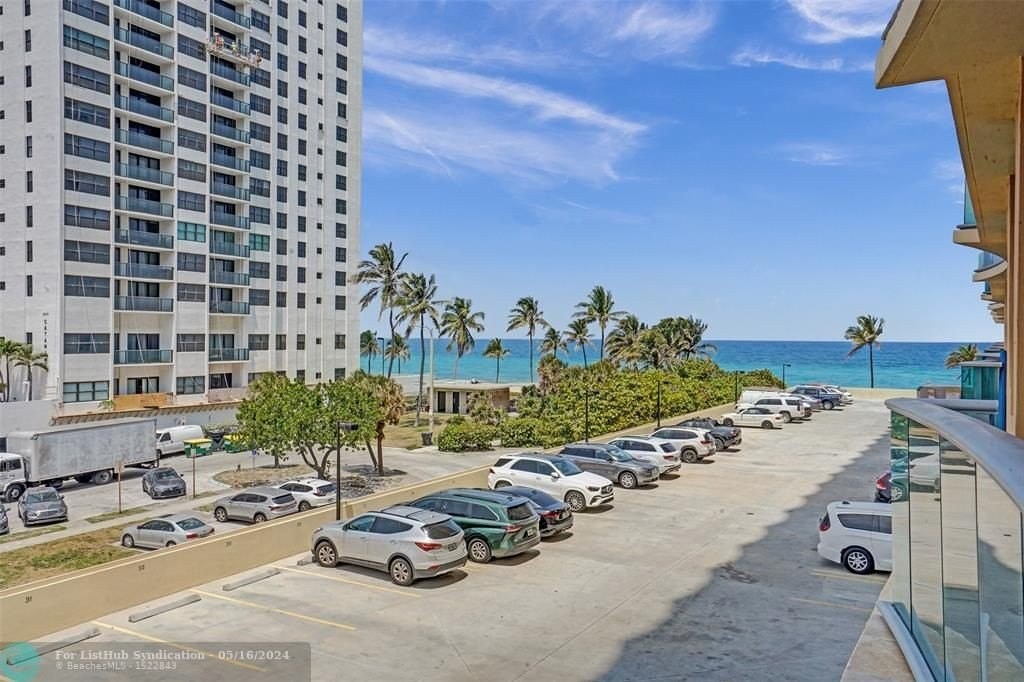 4. 2501 S Ocean Dr