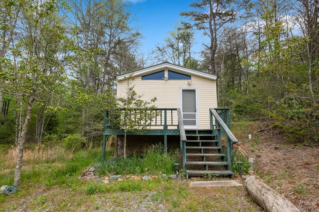 20. 255 Golf Course Road