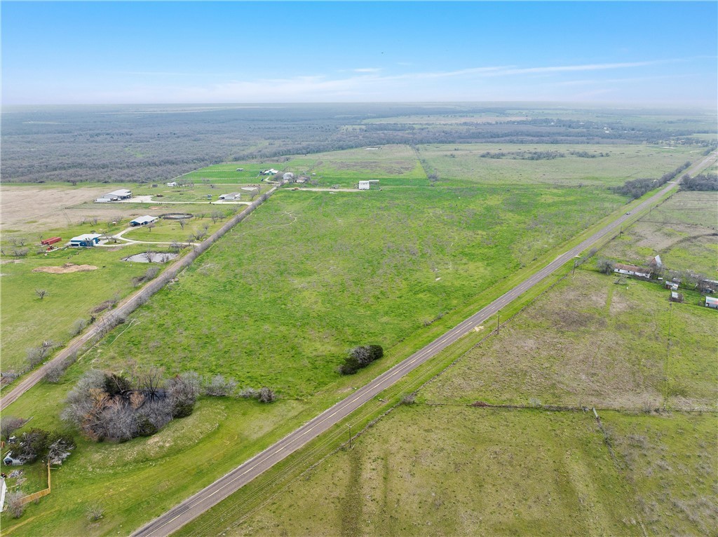 2. 40.6 Acres Lcr 615