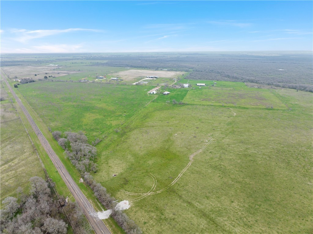 3. 40.6 Acres Lcr 615