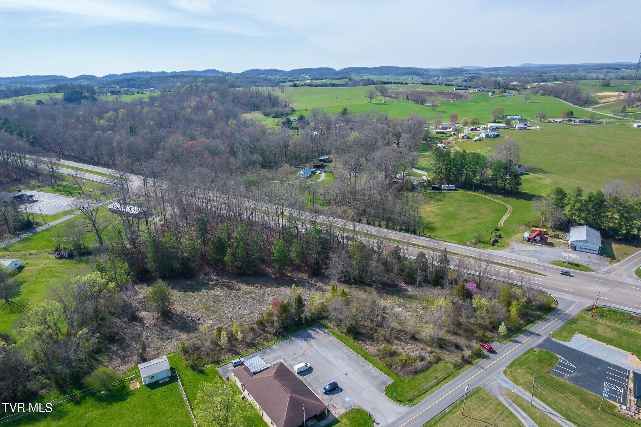 7. 3 Acres Corner 11e/Opie Arnold Road