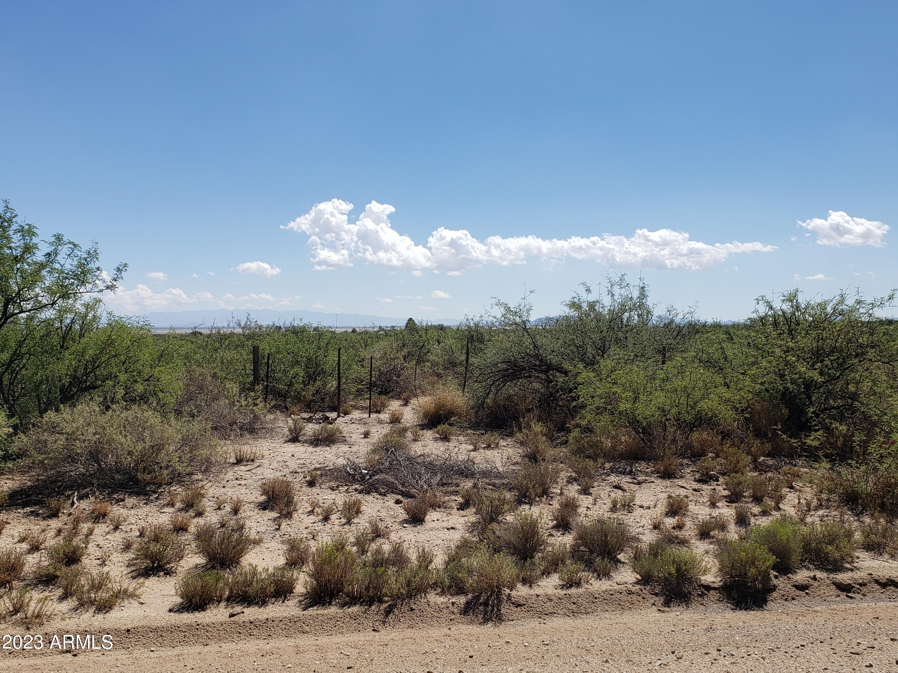 1. 31.76 Acre N Cochise Stronghold Road
