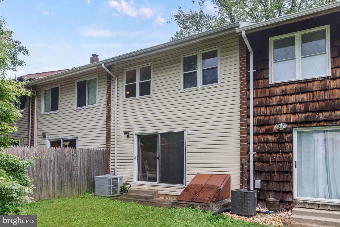 31. 7 Strabane Ct