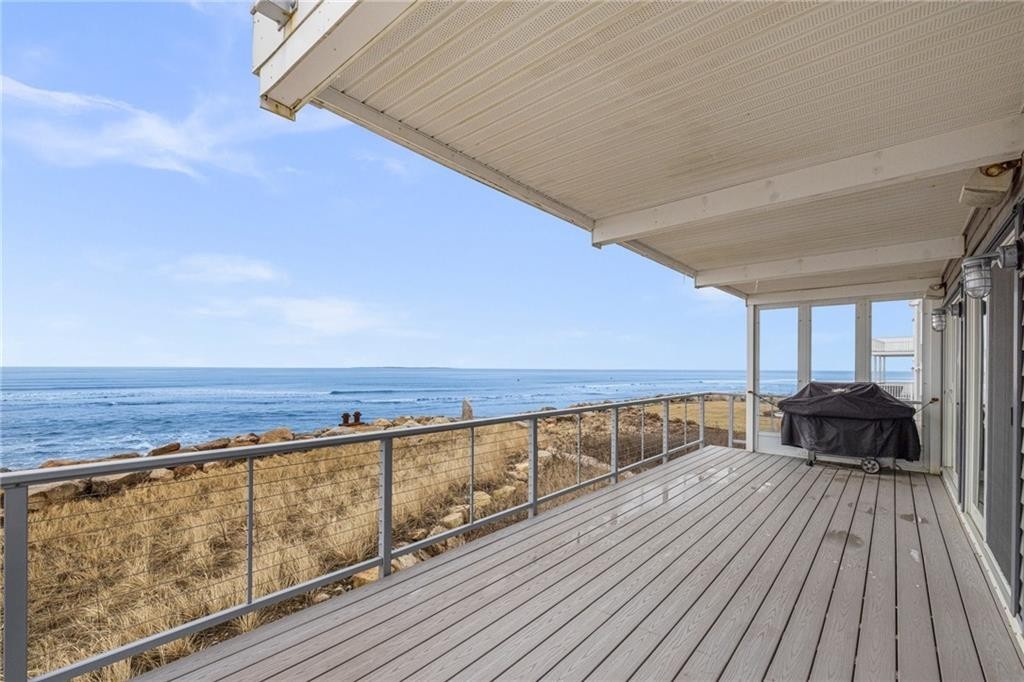 23. 1119 Matunuck Beach Road