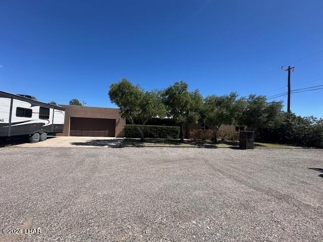49. 1021 S Mohave Ave