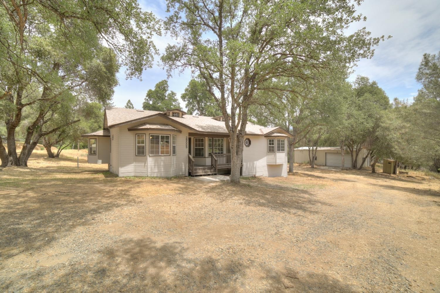 1. 39009 Road 425B