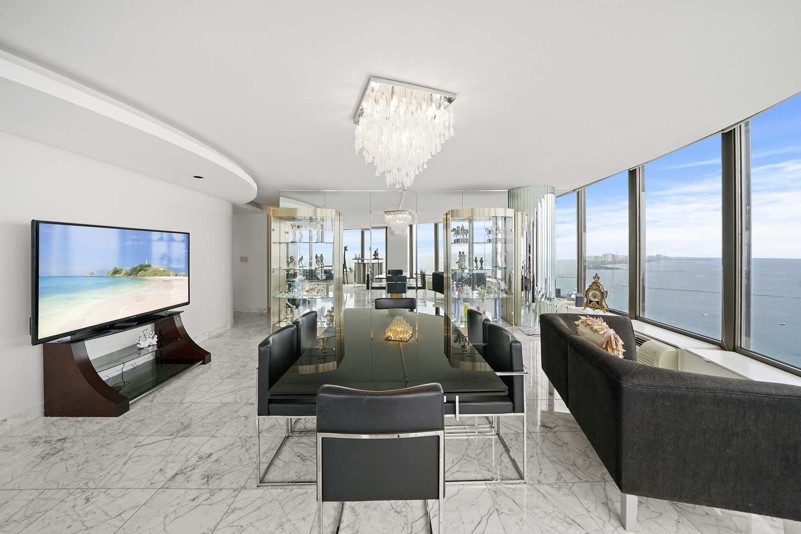 3. 505 N Lake Shore Drive