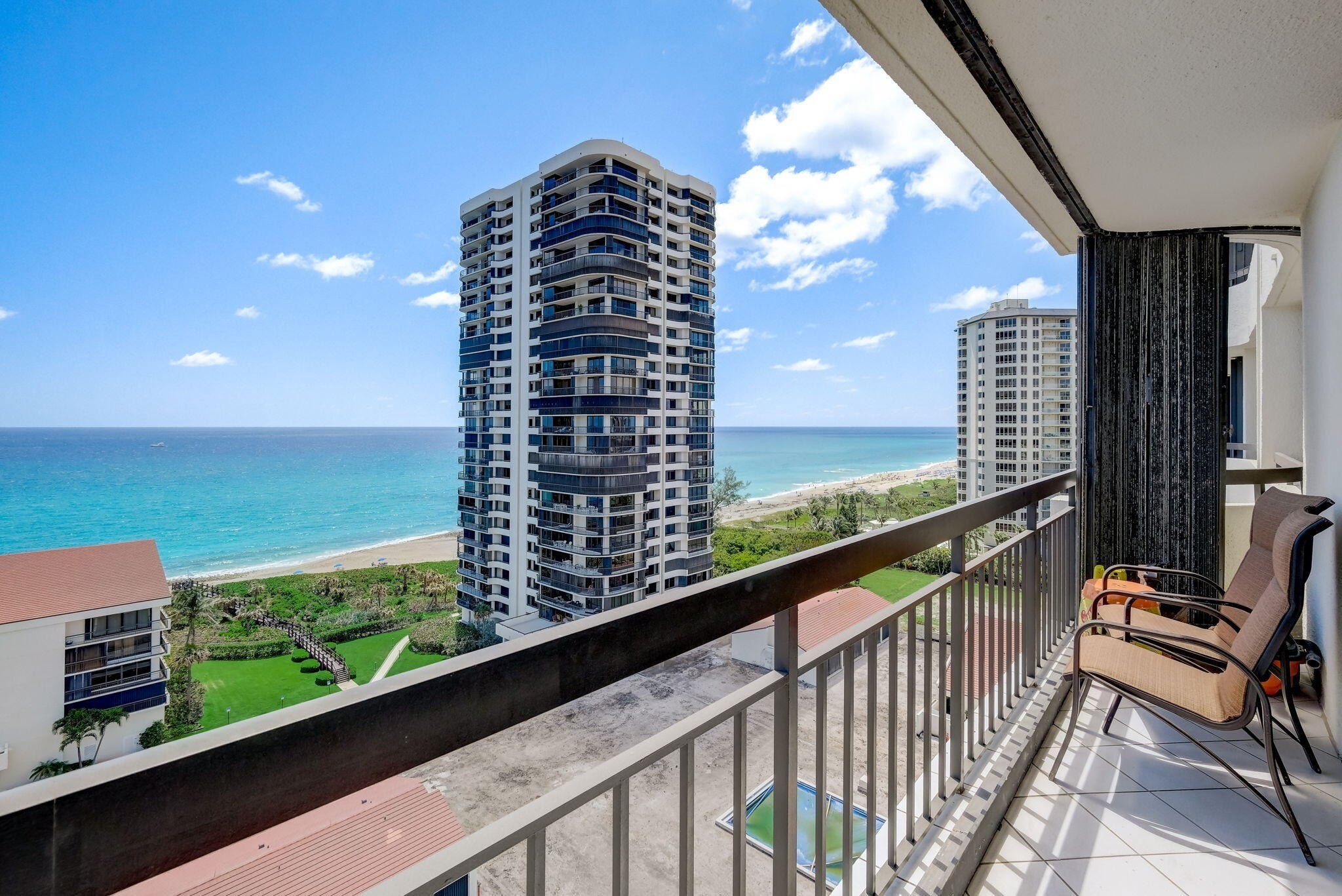 39. 4100 N Ocean Drive