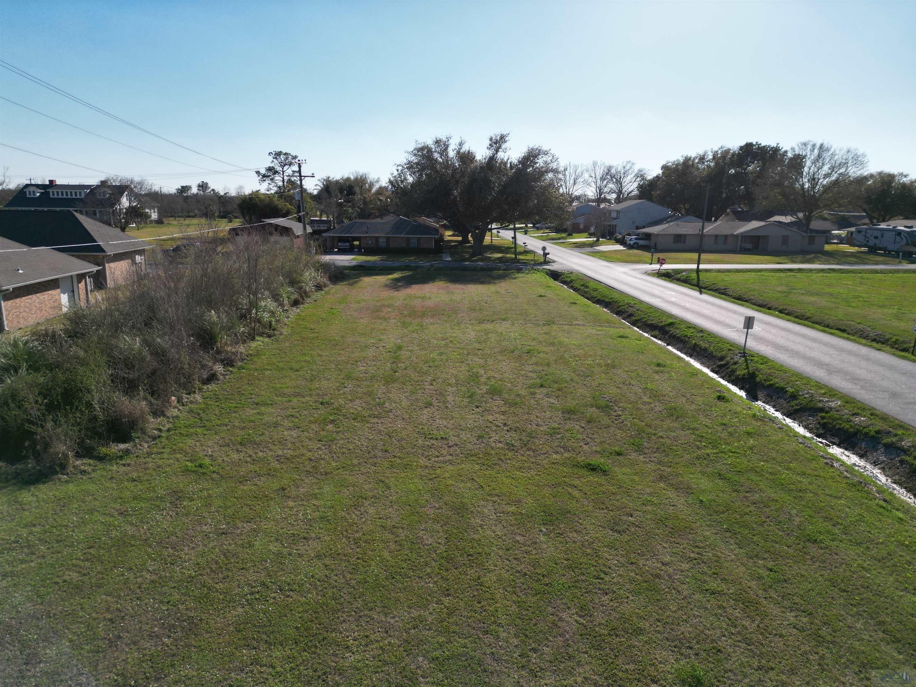 6. Lot 8-A Cypress St