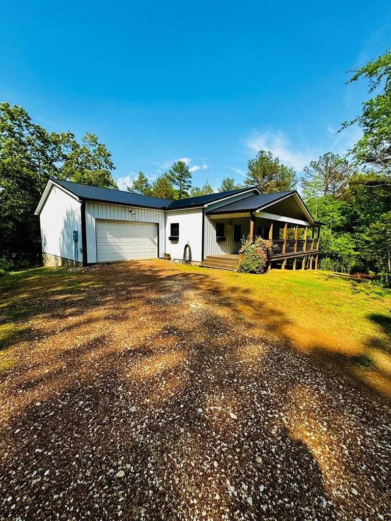 9. 6421 Rabbit Creek Road