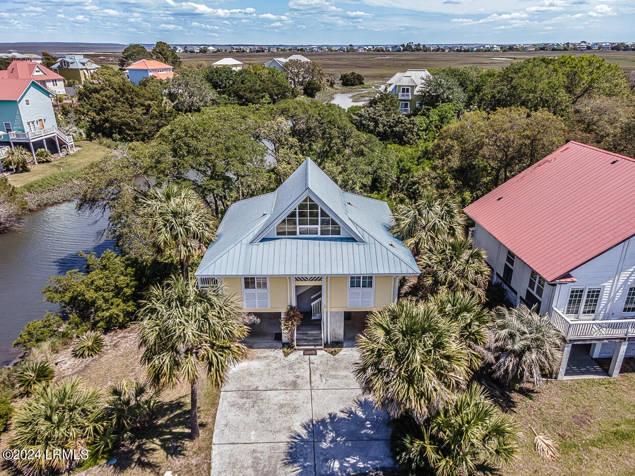 3. 86 Harbour Key Drive