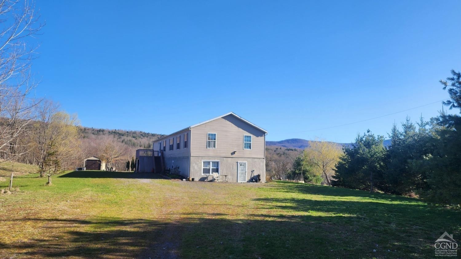 1. 936 N. Potter Mountain Road
