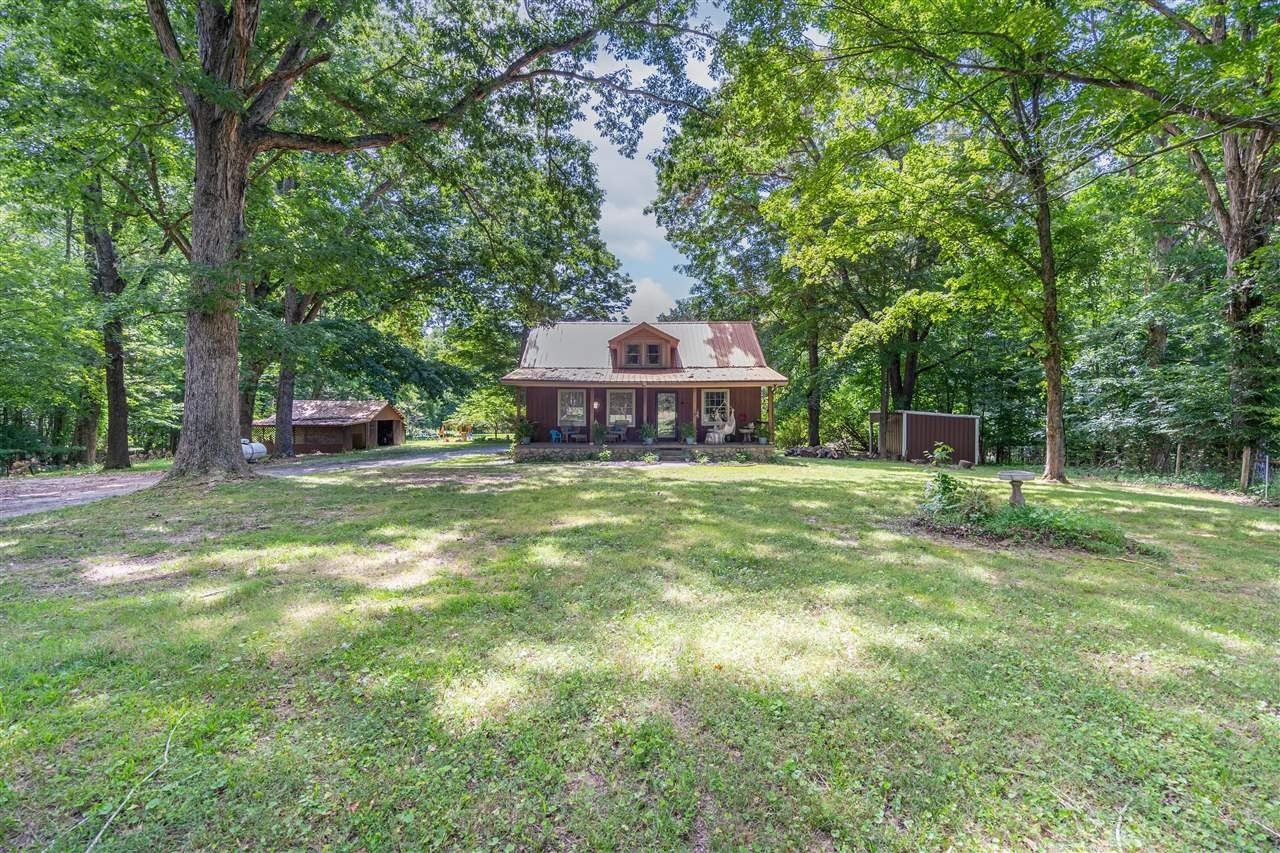 2. 959 Claypool Boyce Road