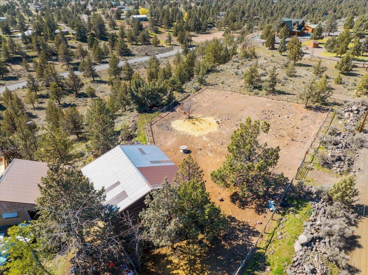 40. 16702 SW Steelhead Road