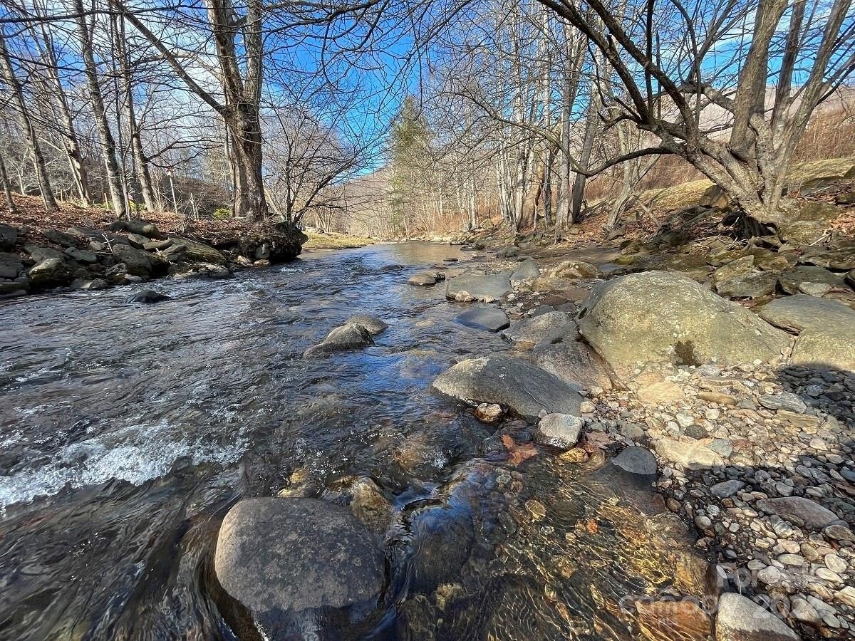 26. 3510 Fork Mountain Road