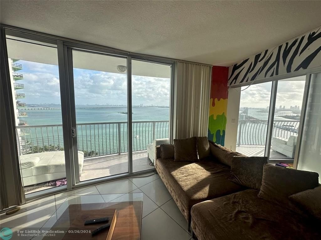 3. 1750 N Bayshore Drive