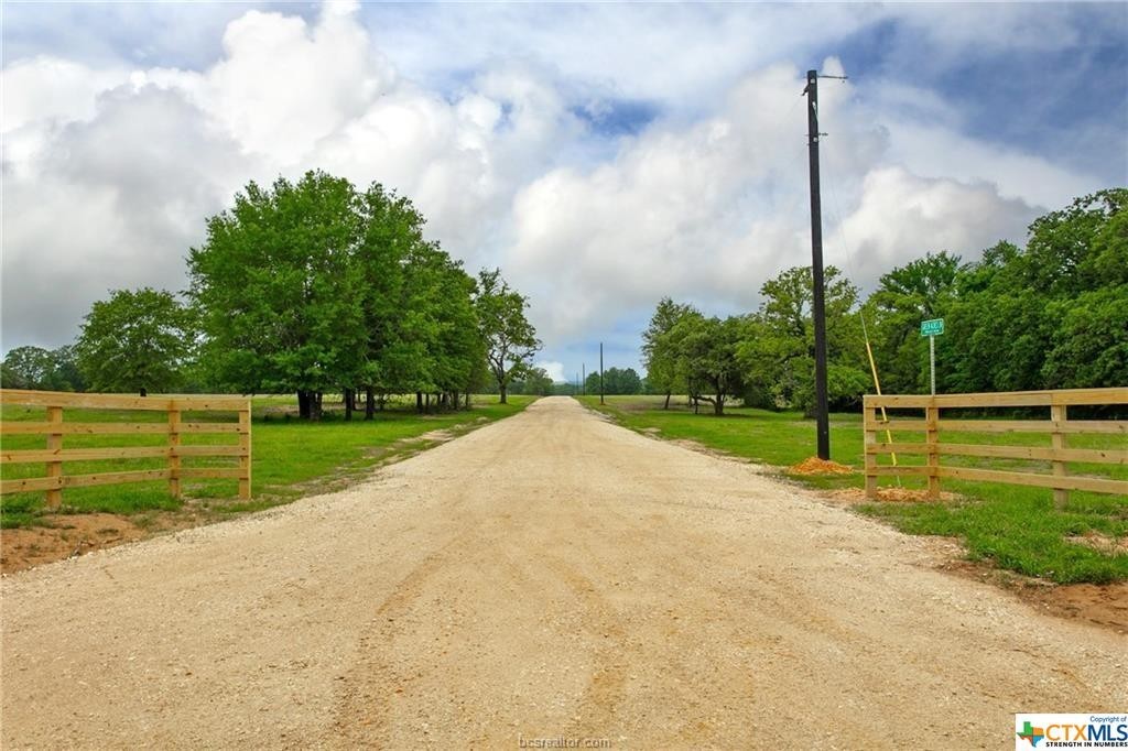 7. 7 Green Acres Lane