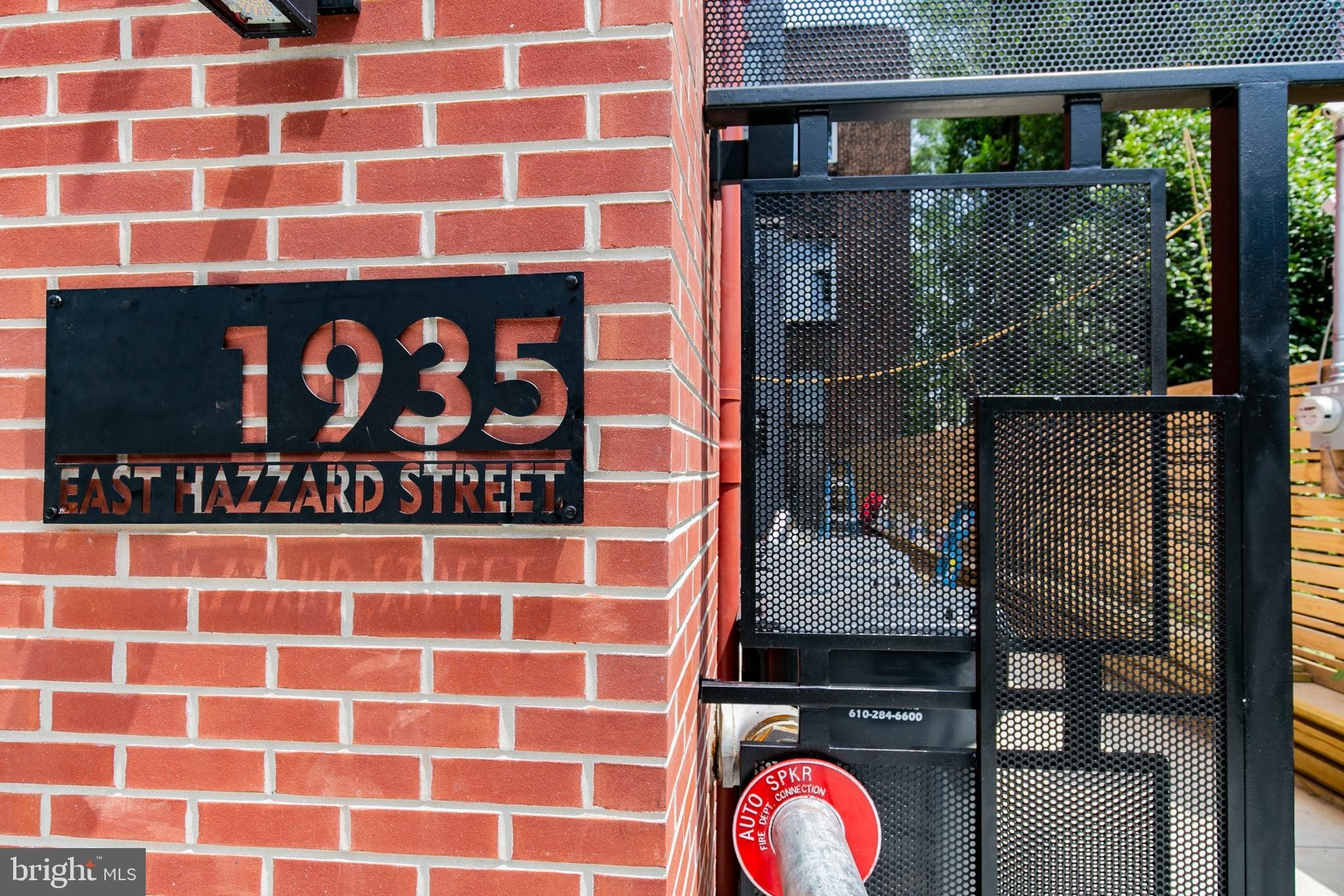 19. 1935 E Hazzard Street