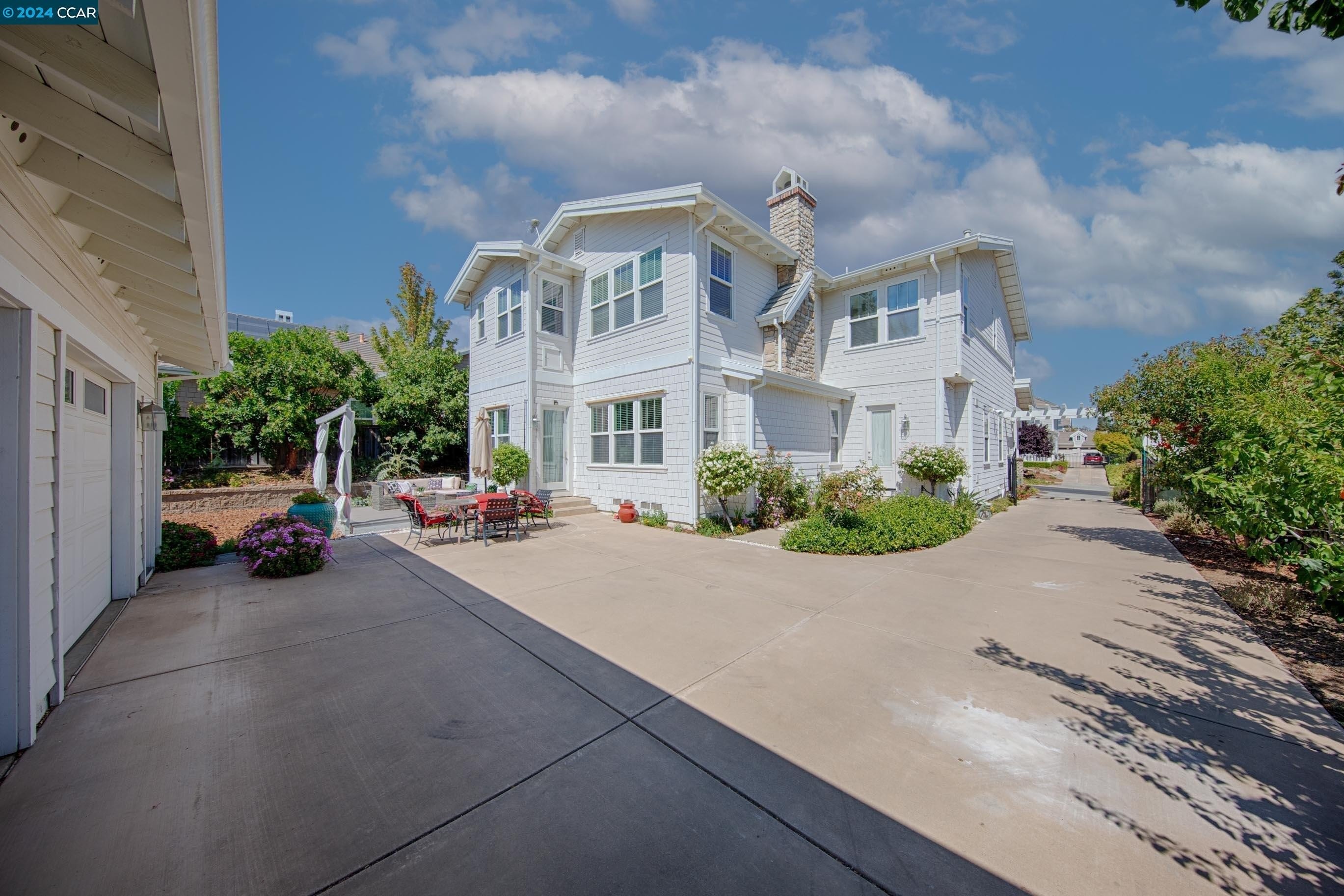 2. 2747 Cellars Ct