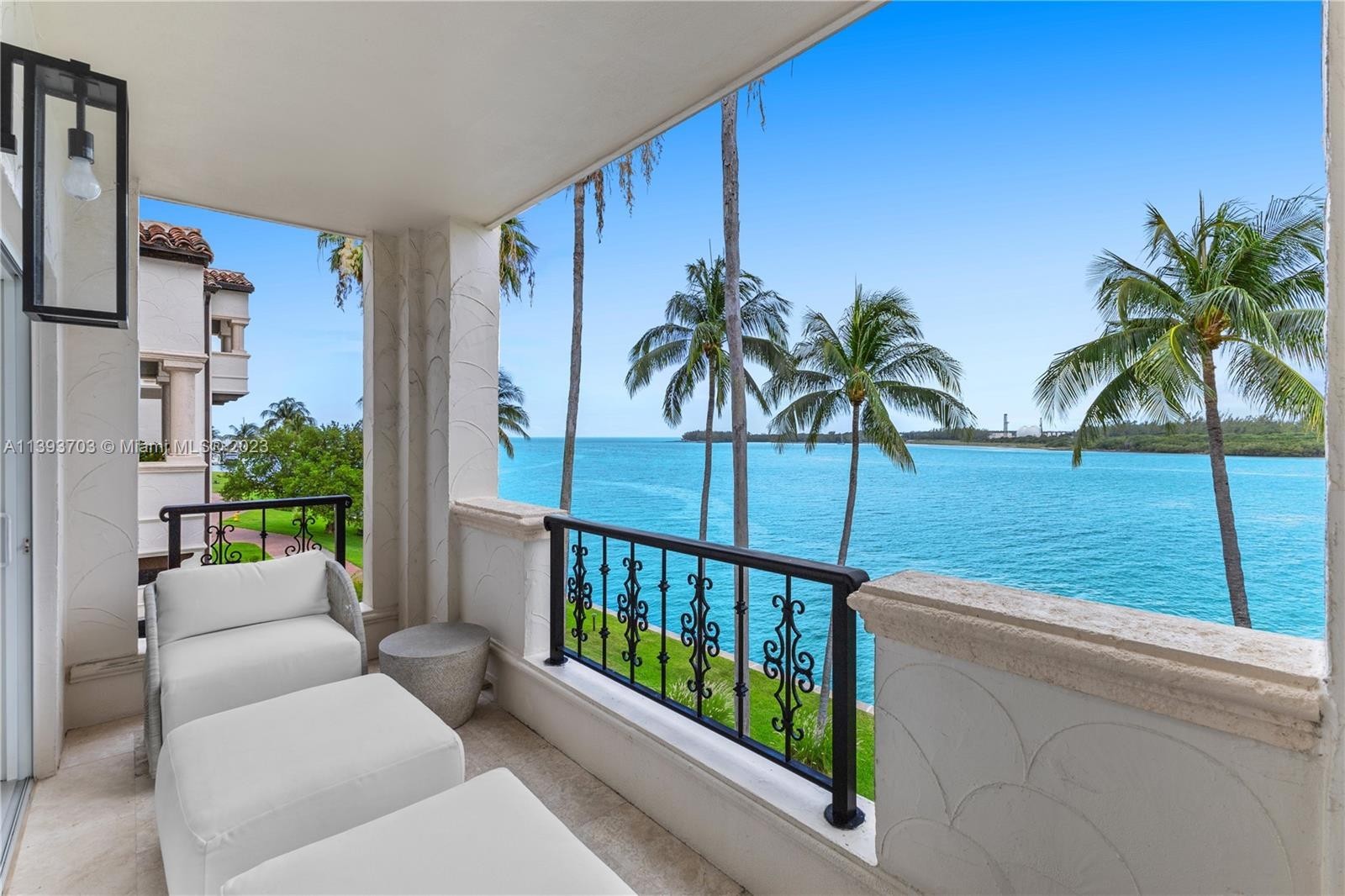 38. 2436 Fisher Island Dr