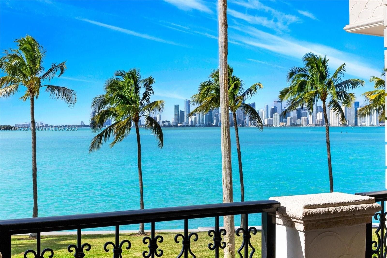 28. 5223 Fisher Island Dr