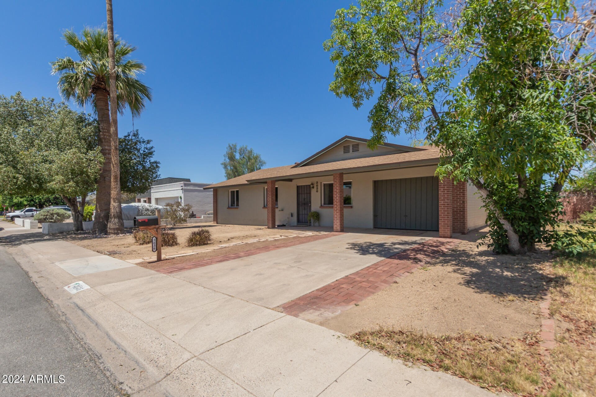 3. 3636 W Altadena Avenue