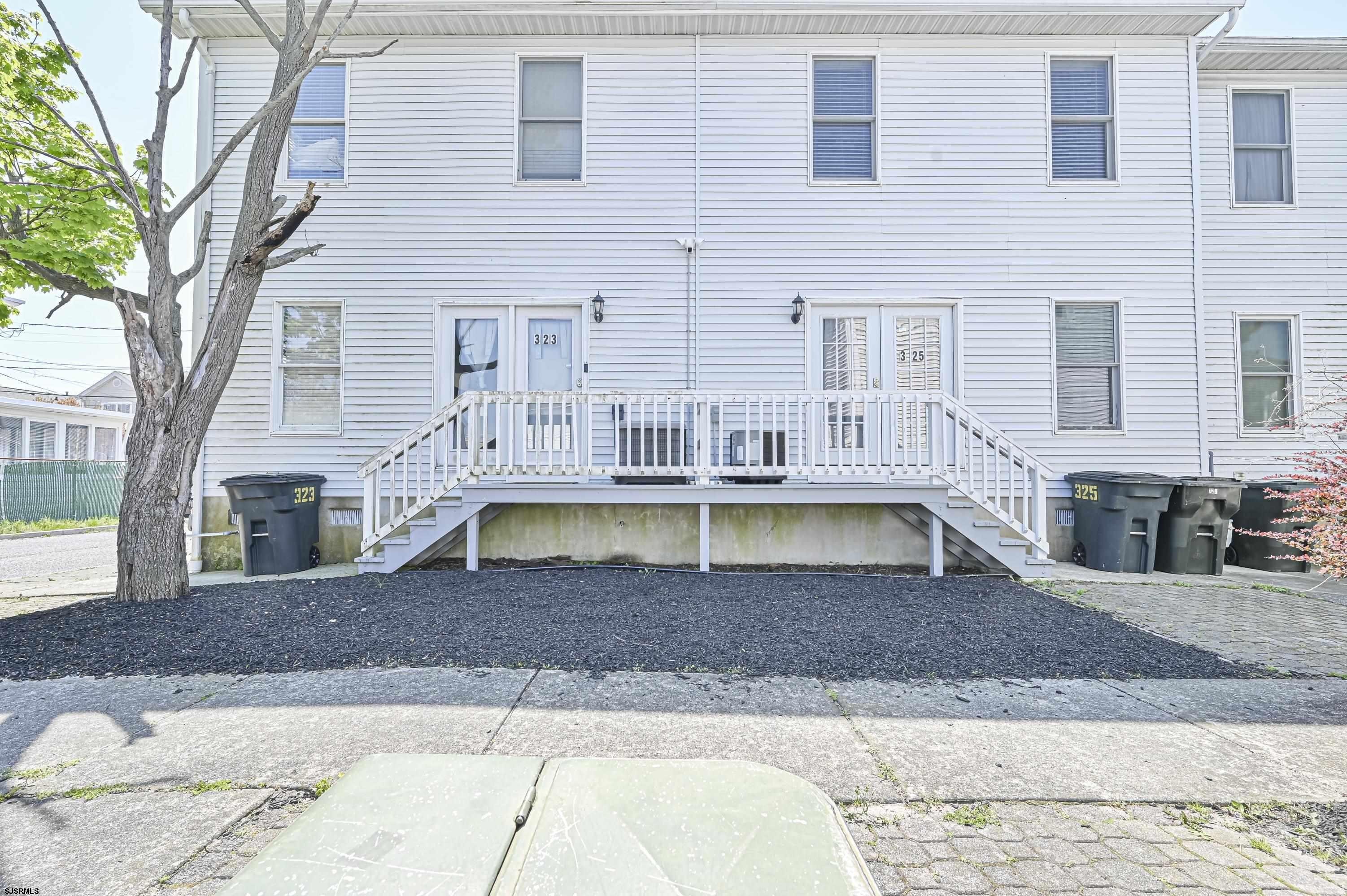 18. 325 Beach Ave Ave