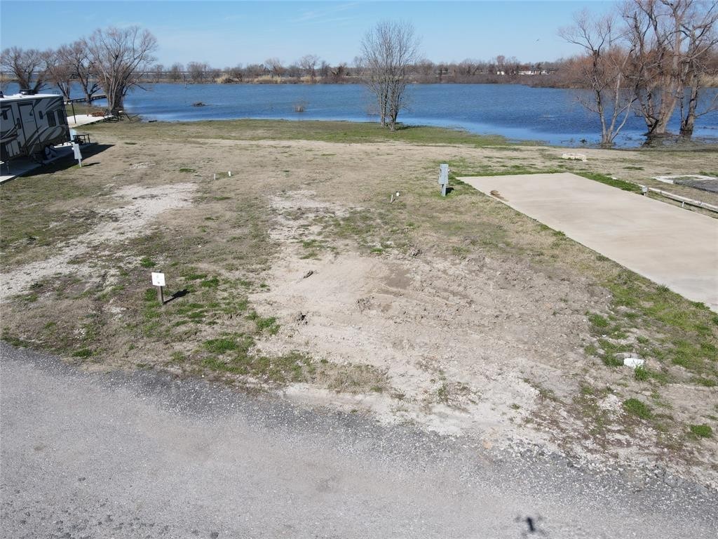 20. Lot 8 Waterfront Road