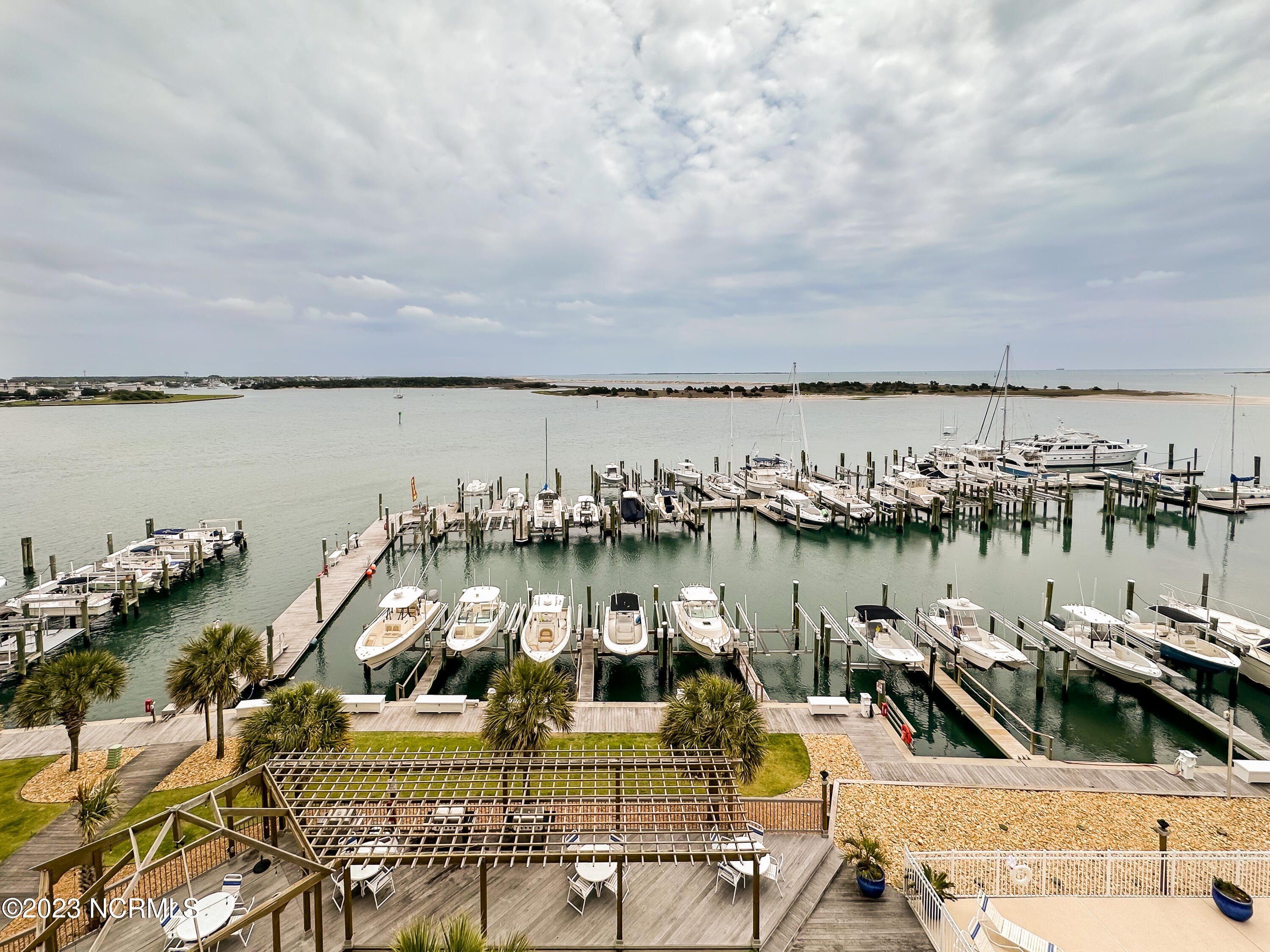 2. 100 Olde Towne Yacht Club Road