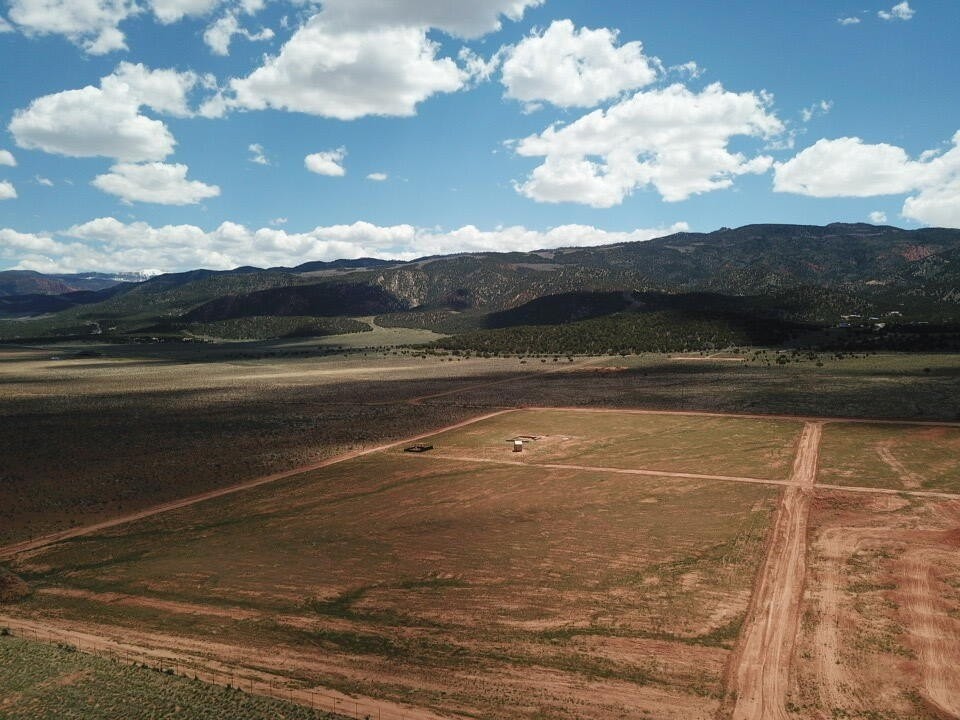 8. 20.75 Acres S Of Parowan Along I-15