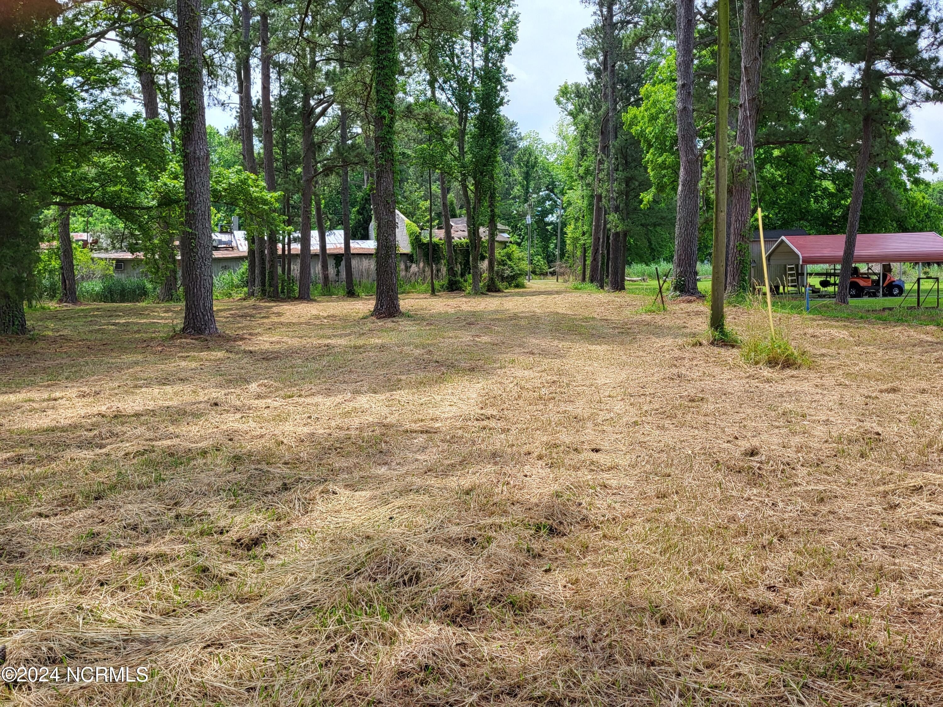 12. Lot 22057 Mills Road