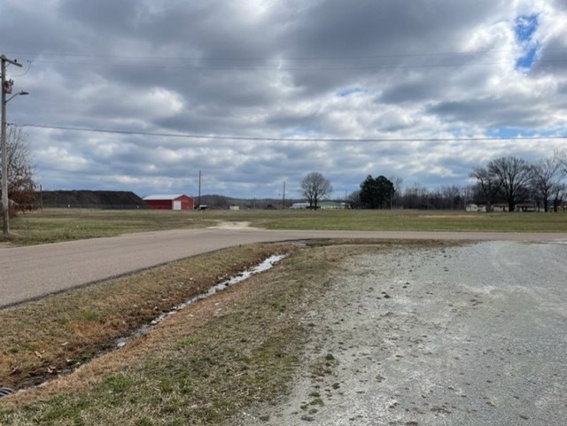 14. Fairgrounds Rd &amp; S. Bell Ave.