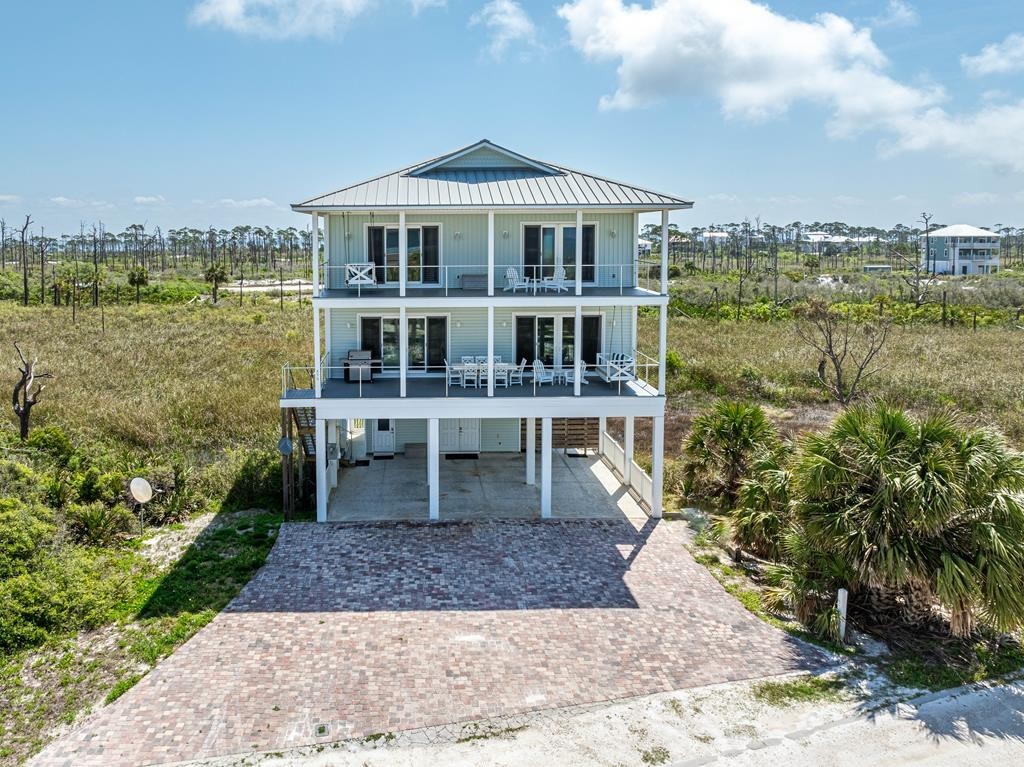1. 690 Secluded Dunes Dr