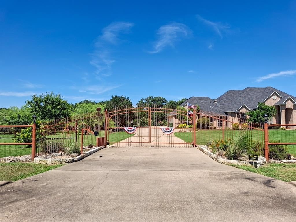 3. 7800 Rose Creek Court