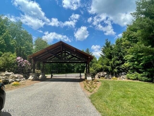 4. Lot 17 Silver Oak Private Trail