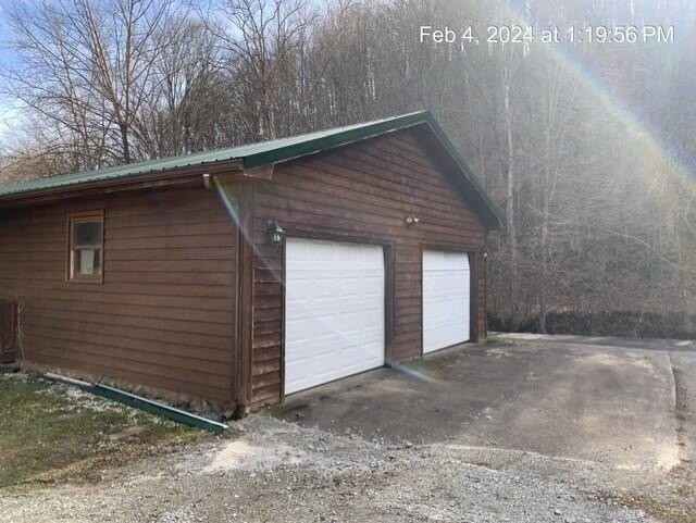 4. 140 Bee Fork Road