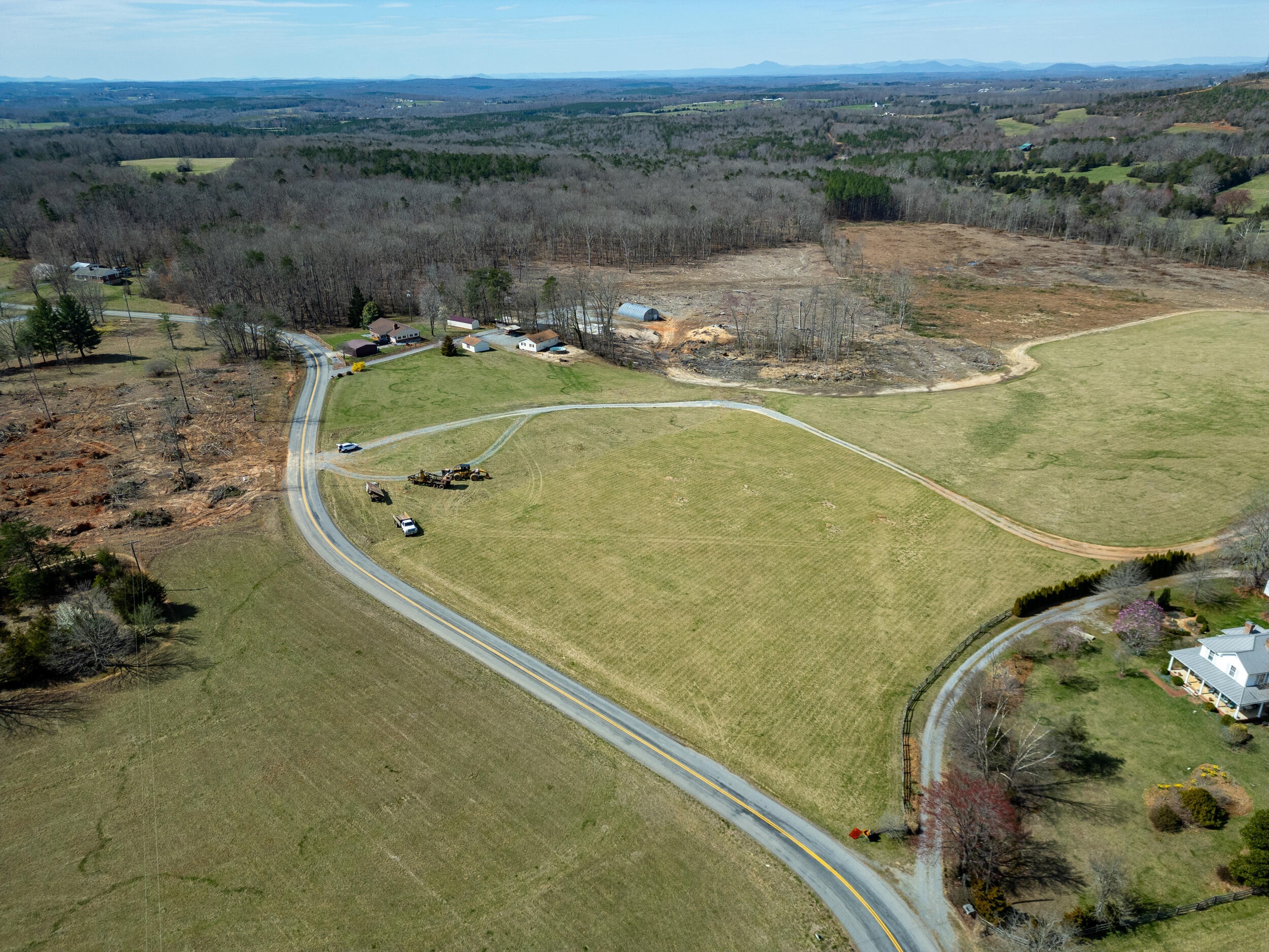 19. Lot 1 Crab Orchard Rd