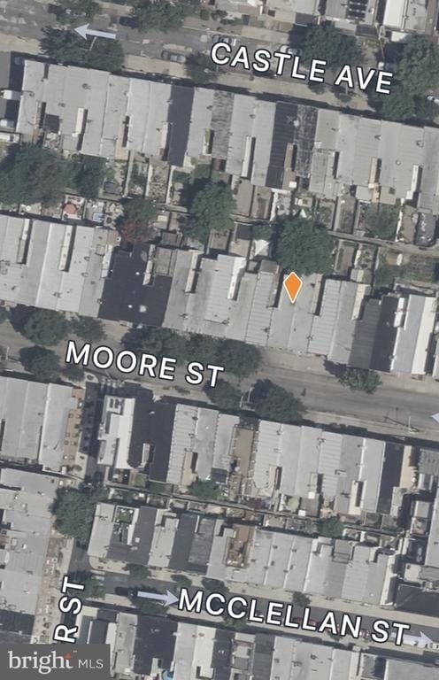 1. 1313 Moore Street