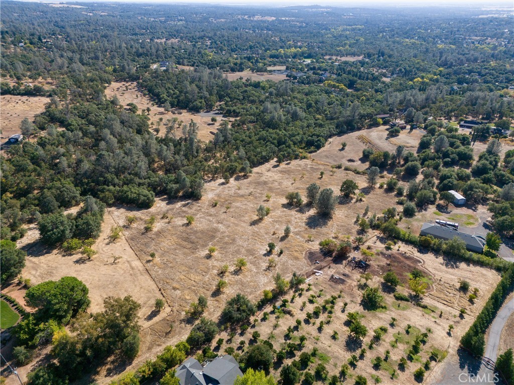 19. 0 Skyline Boulevard A