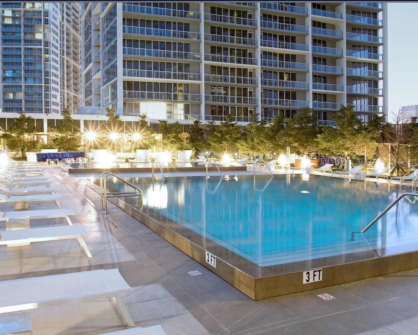 2. 465 Brickell Avenue