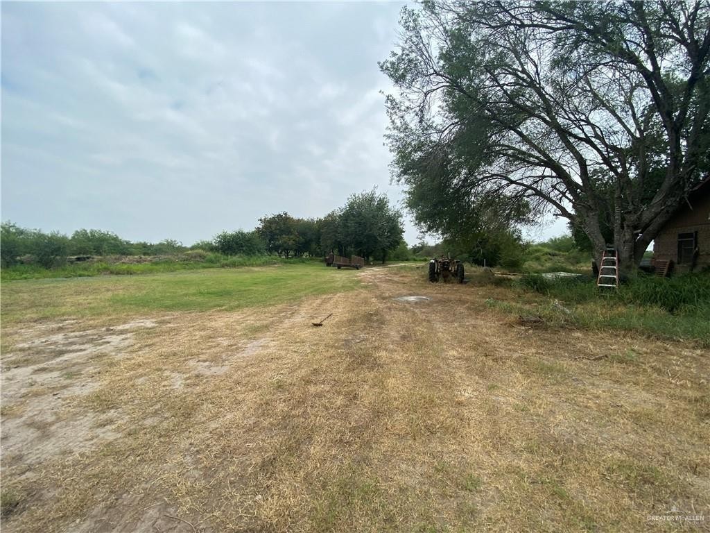 9. 11732 E Mile 18 Road