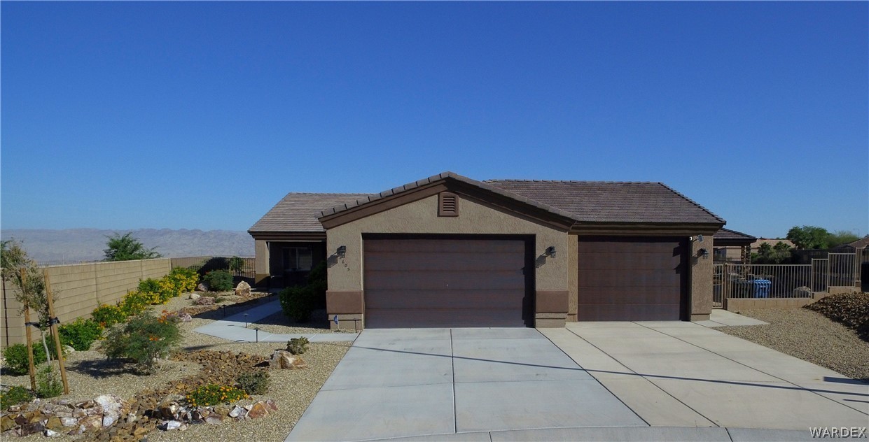 2. 2605 Big Country Trail