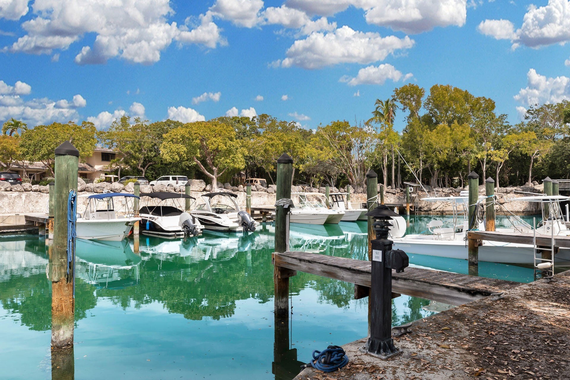 35. 96000 Overseas Highway