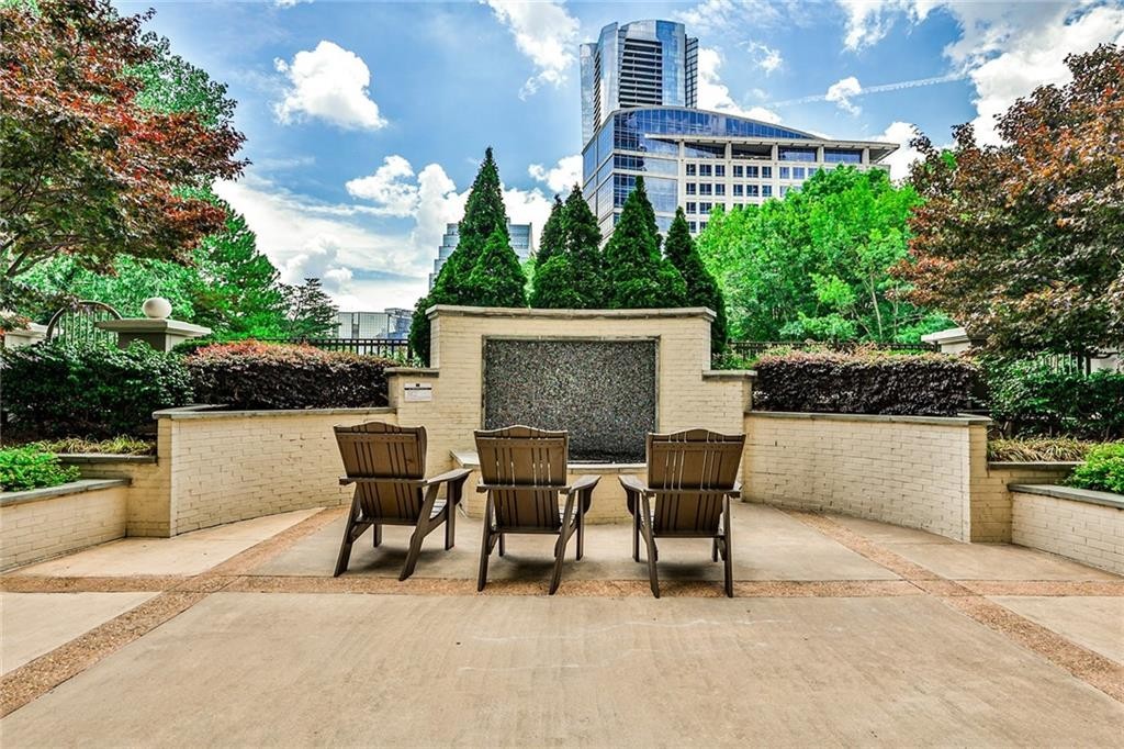 24. 3334 Peachtree Road NE