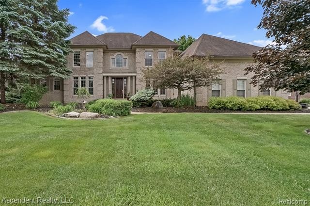 1. 3475 N Century Oak Circle