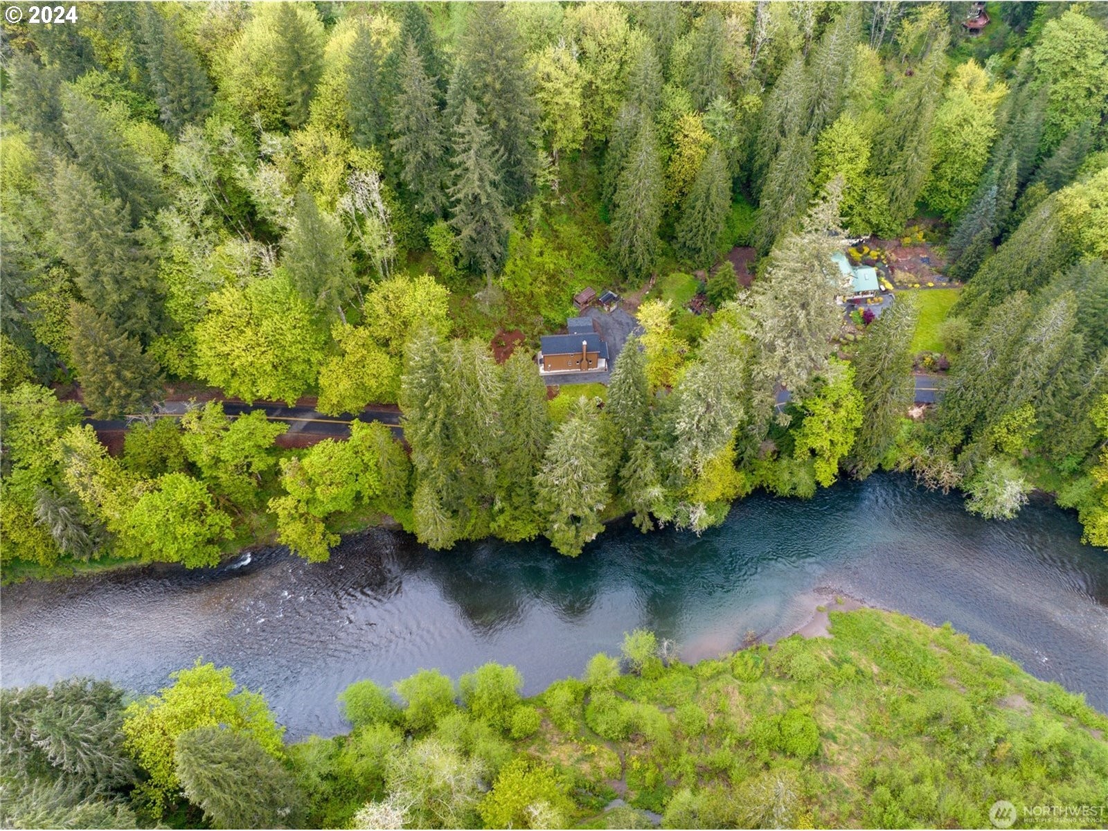 35. 5444 Kalama River Rd