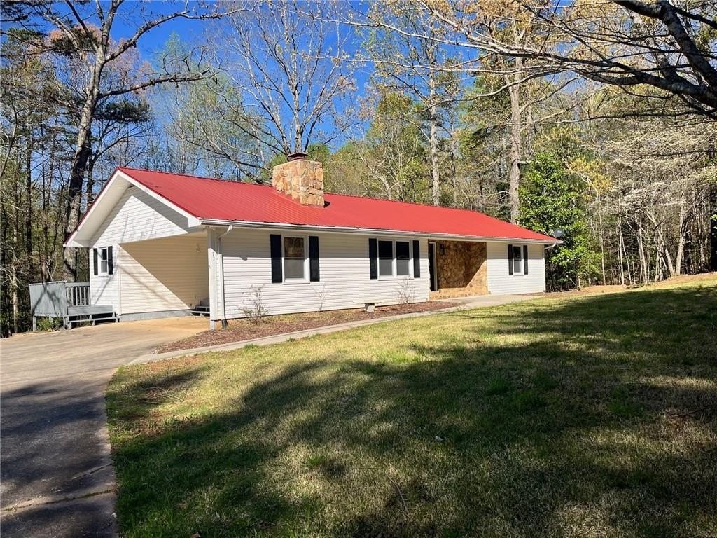 1. 73 Buckhorn Tavern Road