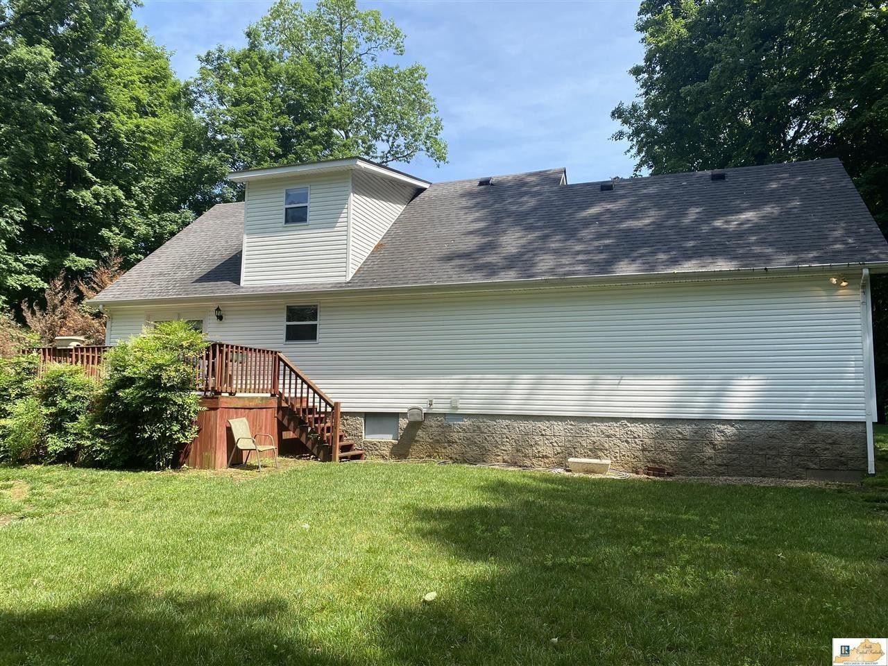 22. 450 Colonial Heights Road