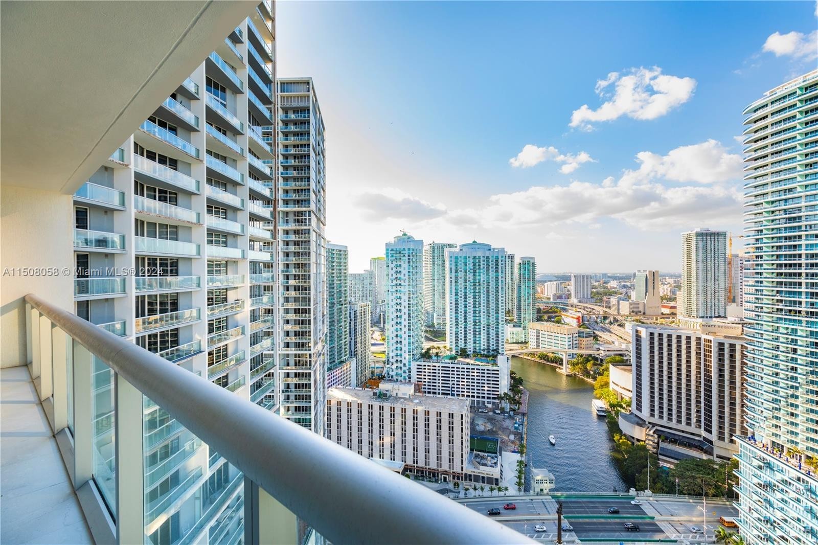 1. 465 Brickell Ave